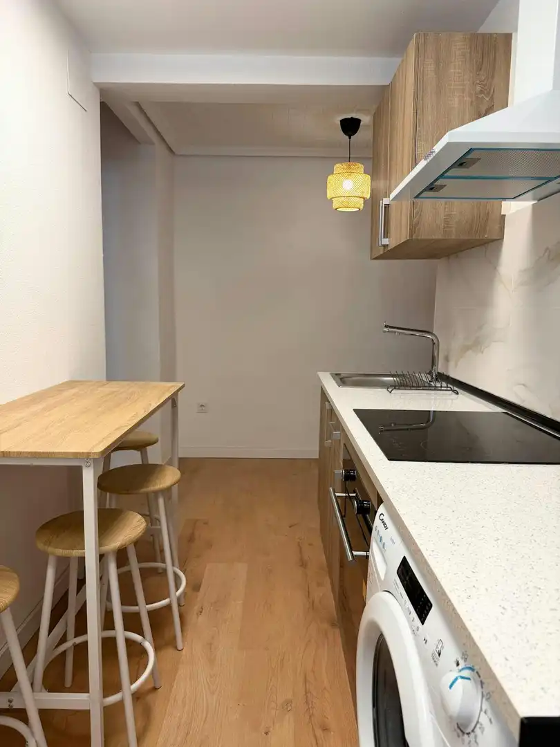 Cocina de Piso para compartir en Alfafar con Lavadora