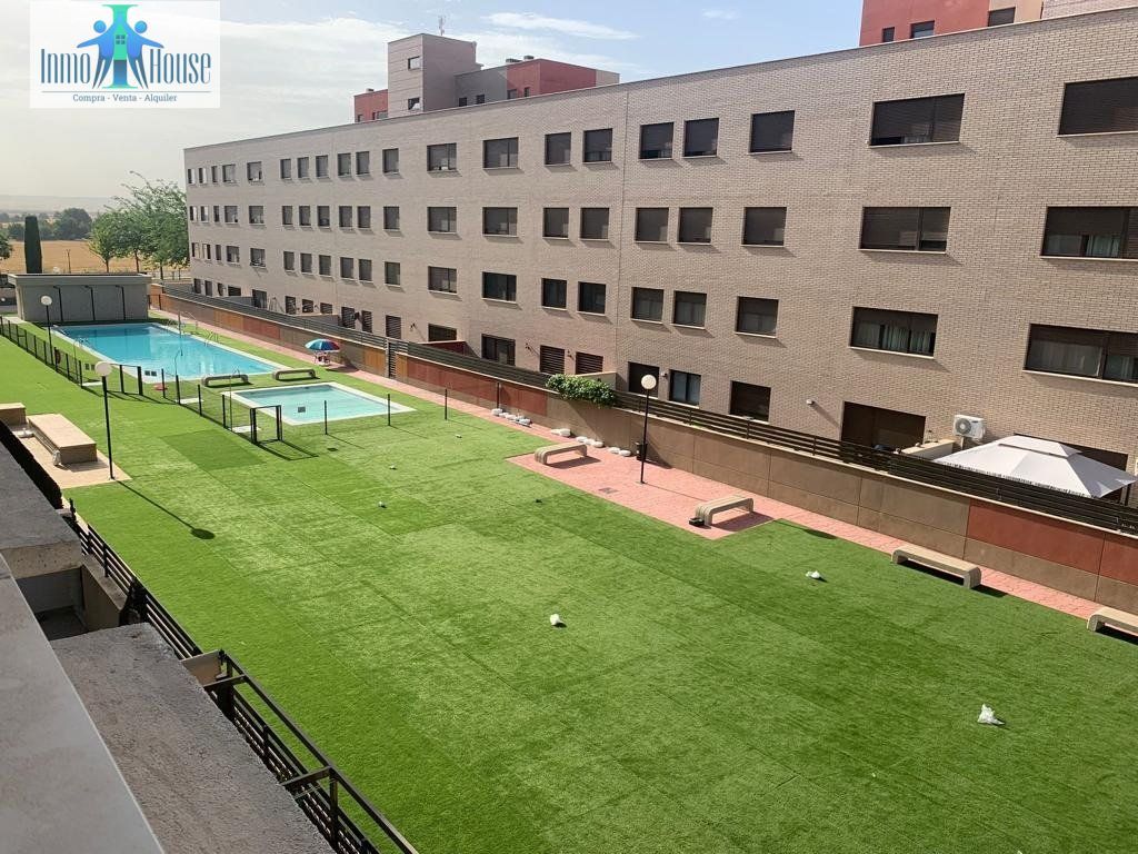 Swimming pool of Flat to rent in  Albacete Capital  with Air Conditioner, Heating and Storage room