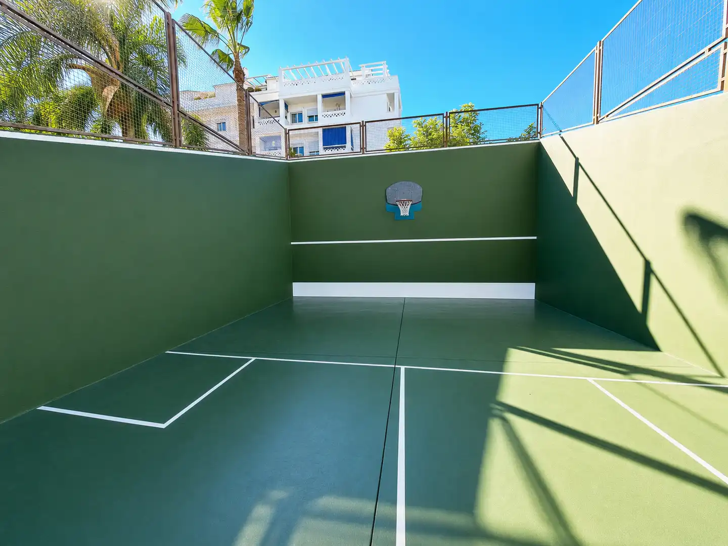 Vista exterior de Piso en venta en Torremolinos con Aire acondicionado, Terraza y Amueblado