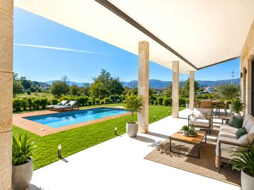 Casa amb jardí en venda a Travesia de Novas