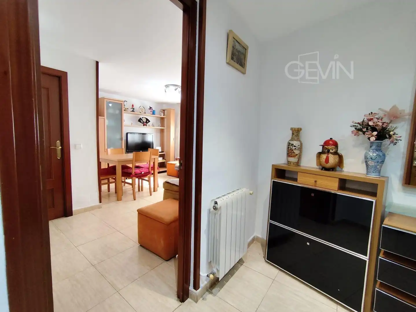 Sala de estar de Piso en venta en Santa Perpètua de Mogoda con Aire acondicionado, Calefacción y Trastero