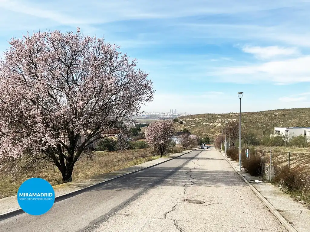 Außenansicht von Residential zum Verkauf in Paracuellos de Jarama