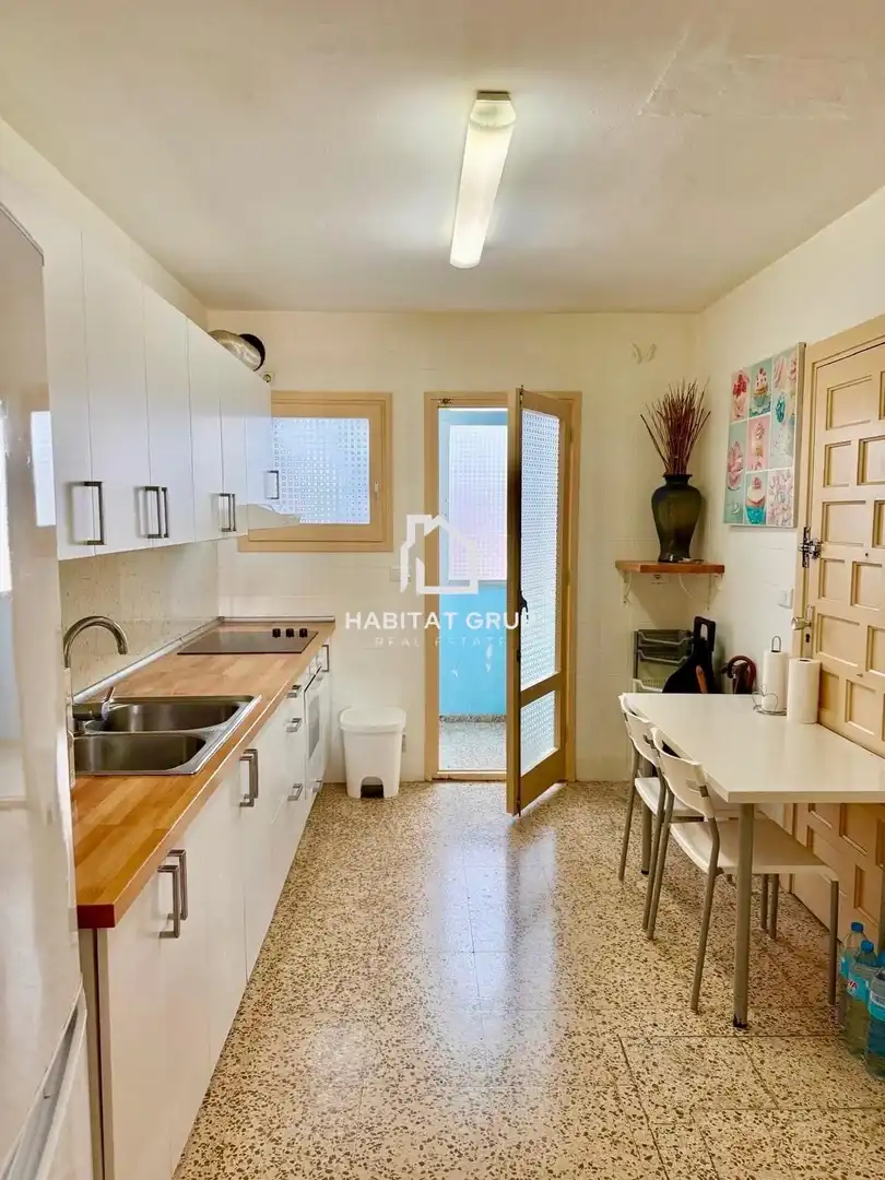 Vista exterior de Piso en venta en Santa Eulària des Riu con Aire acondicionado, Calefacción y Terraza