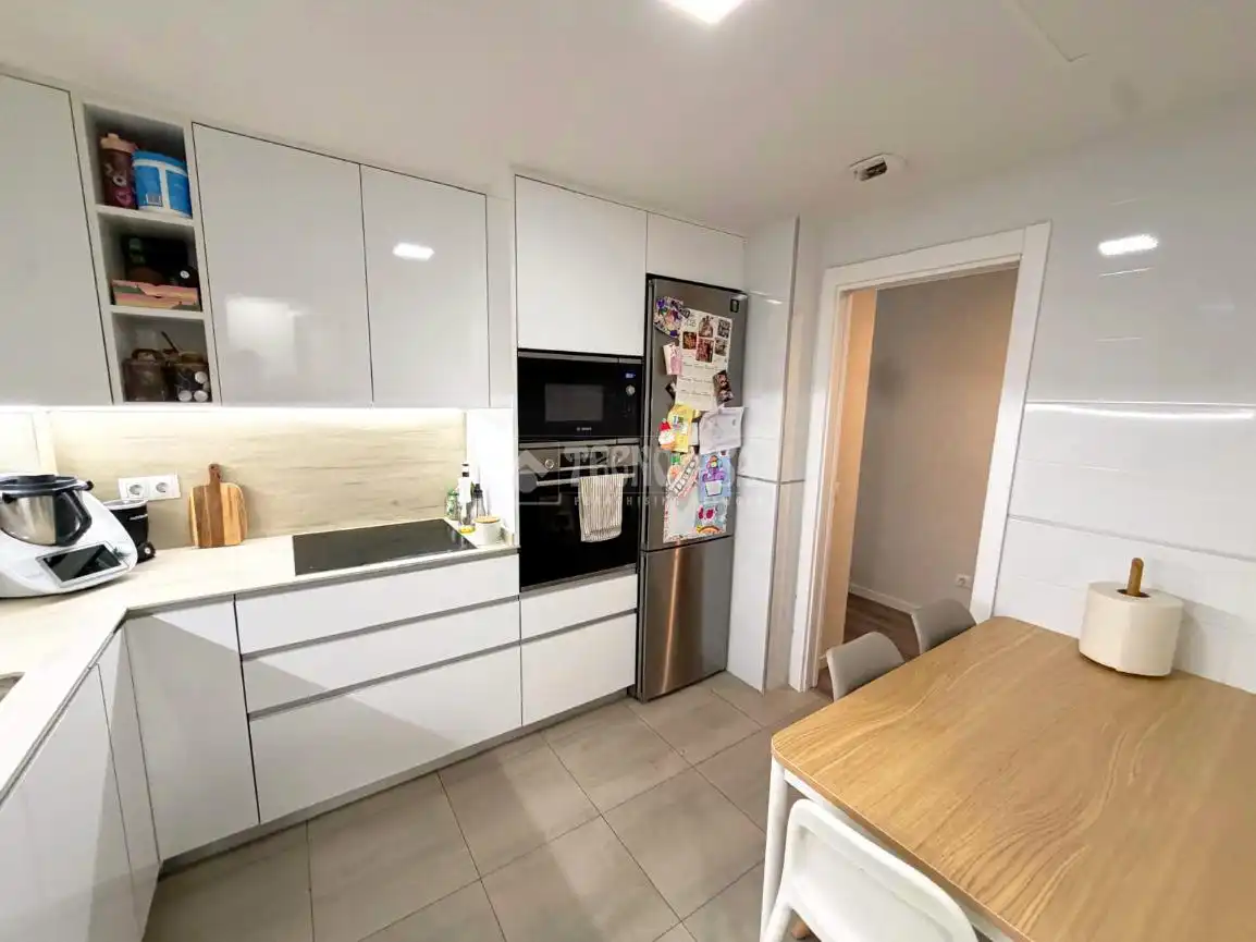 Kitchen of Flat for sale in Madrid  with Air Conditioner, Heating and Terrace