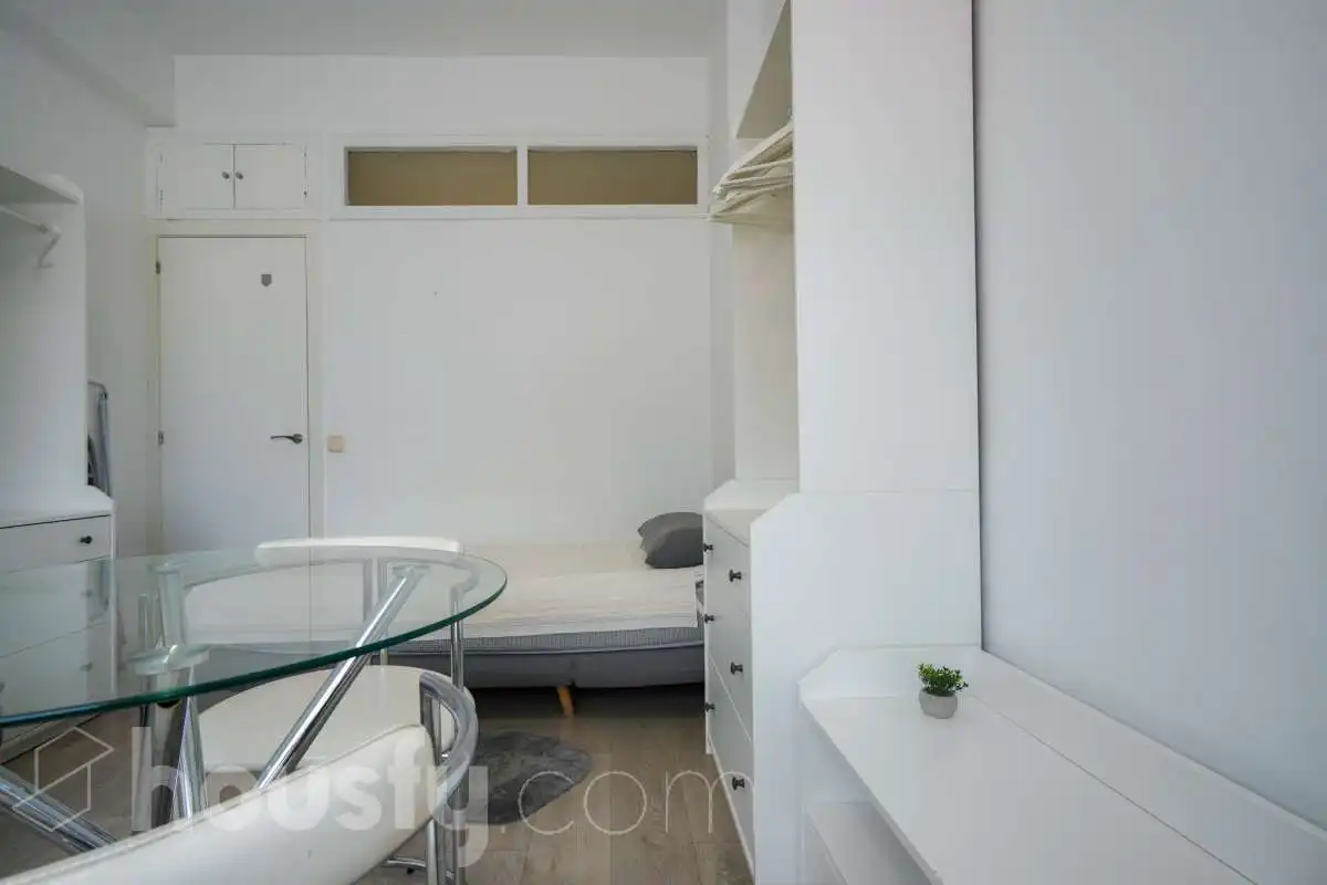 Bedroom of Study for sale in Madrid  with Air Conditioner and Heating