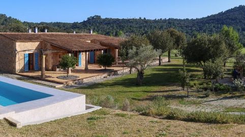 Exclusiva finca en Campanet 182.000 m de pura naturaleza, lujo y relax.En absoluta privacidad y tranquilidad idílica se extiende e, imatge 4