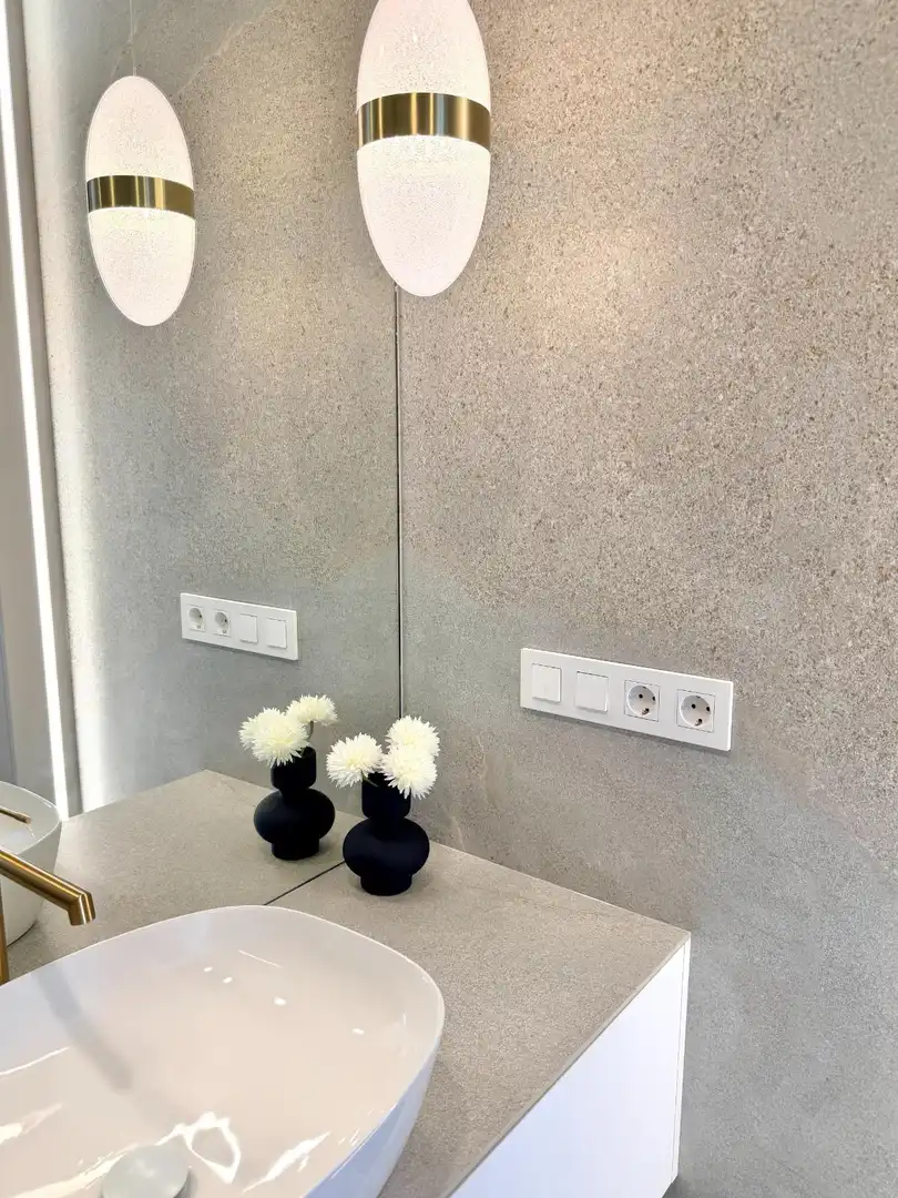 Badezimmer von Wohnungen zum Verkauf in Granadilla de Abona mit Klimaanlage, Möbliert und Balkon