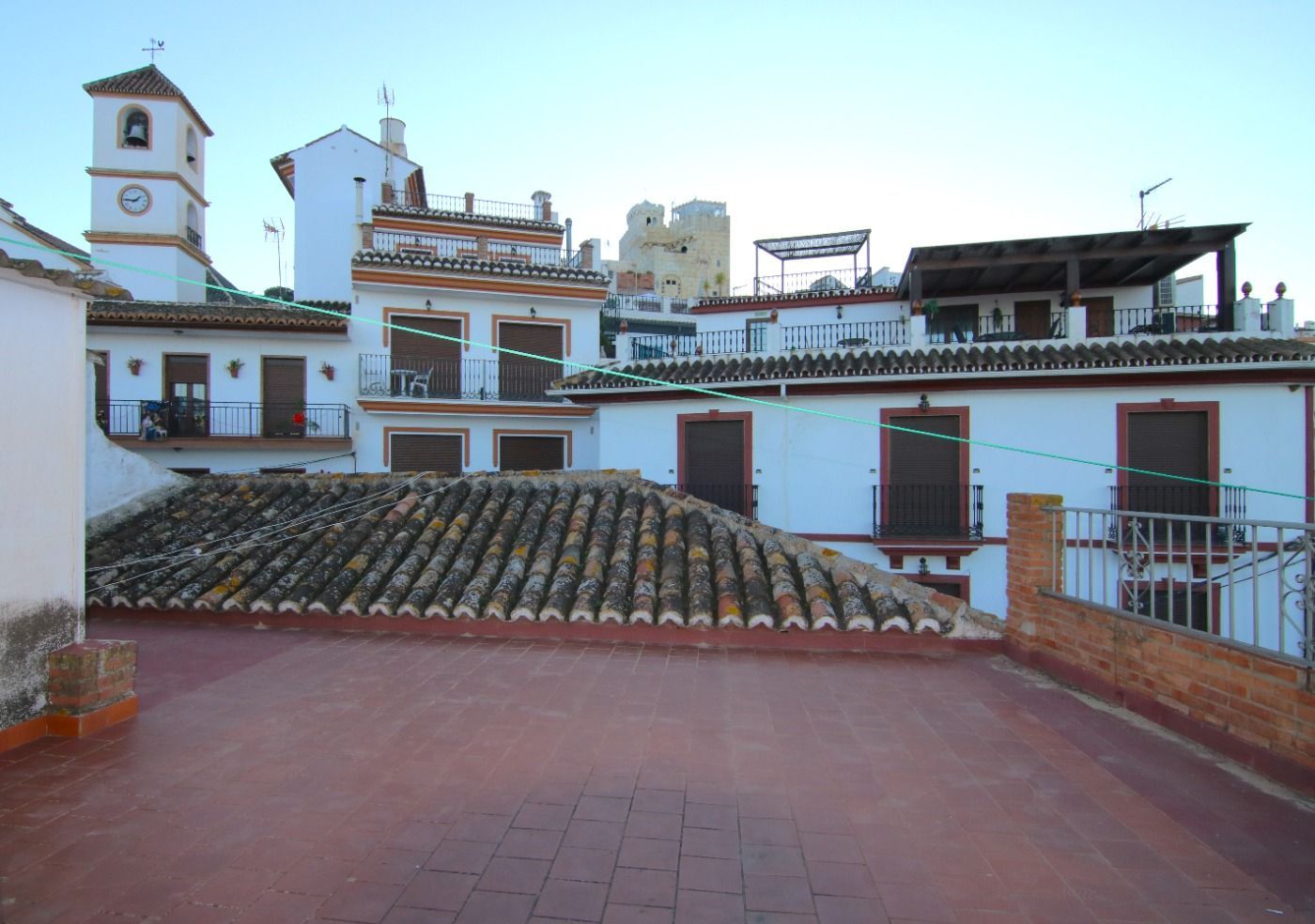 Vista exterior de Edificio en venta en Guaro