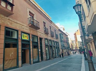 Gewerbefläche zur Miete in Casco Antiguo