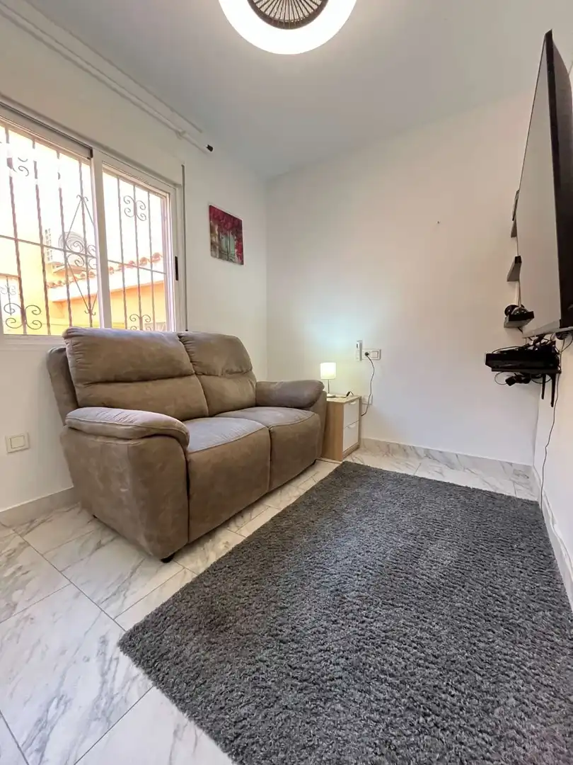Sala d'estar de Casa o xalet en venda en Orihuela amb Aire condicionat, Calefacció i Terrassa