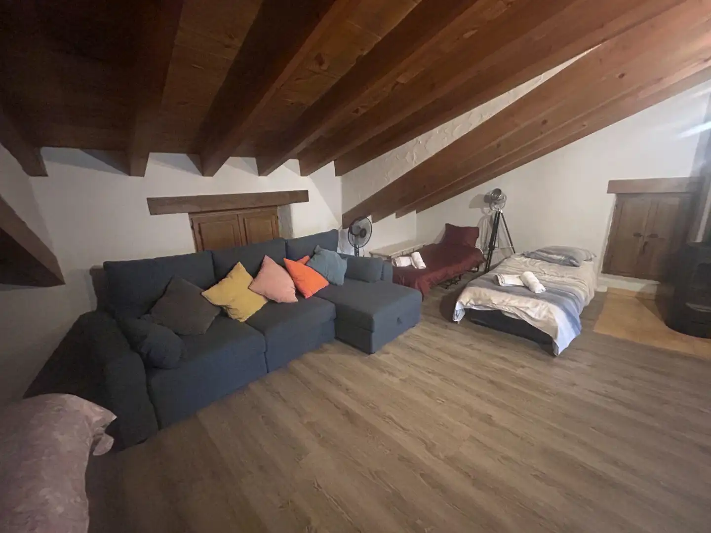 Sala d'estar de Casa adosada en venda en Bahabón amb Aire condicionat, Calefacció i Moblat