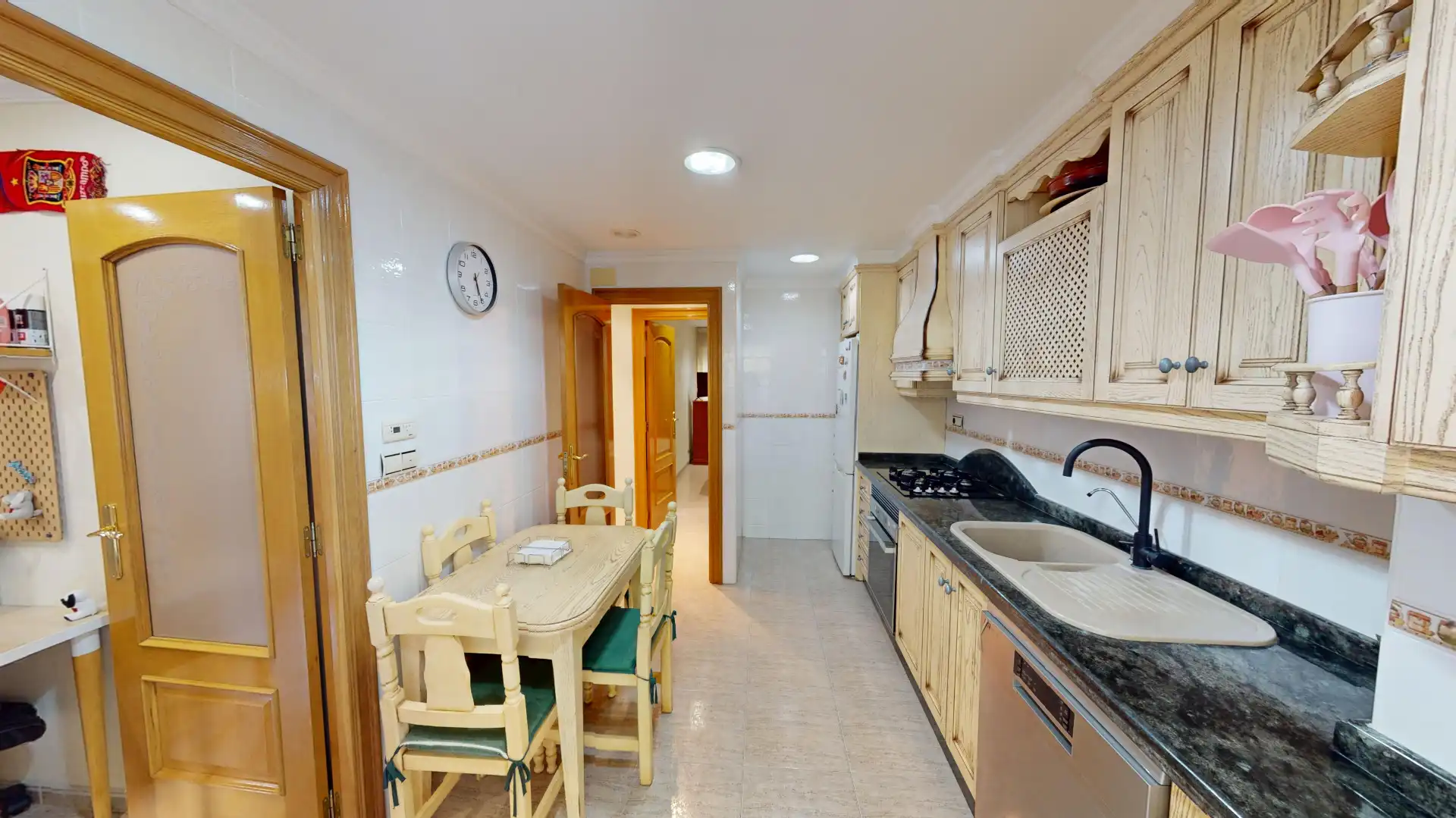 Cocina de Piso en venta en Elche / Elx con Aire acondicionado, Amueblado y Balcón