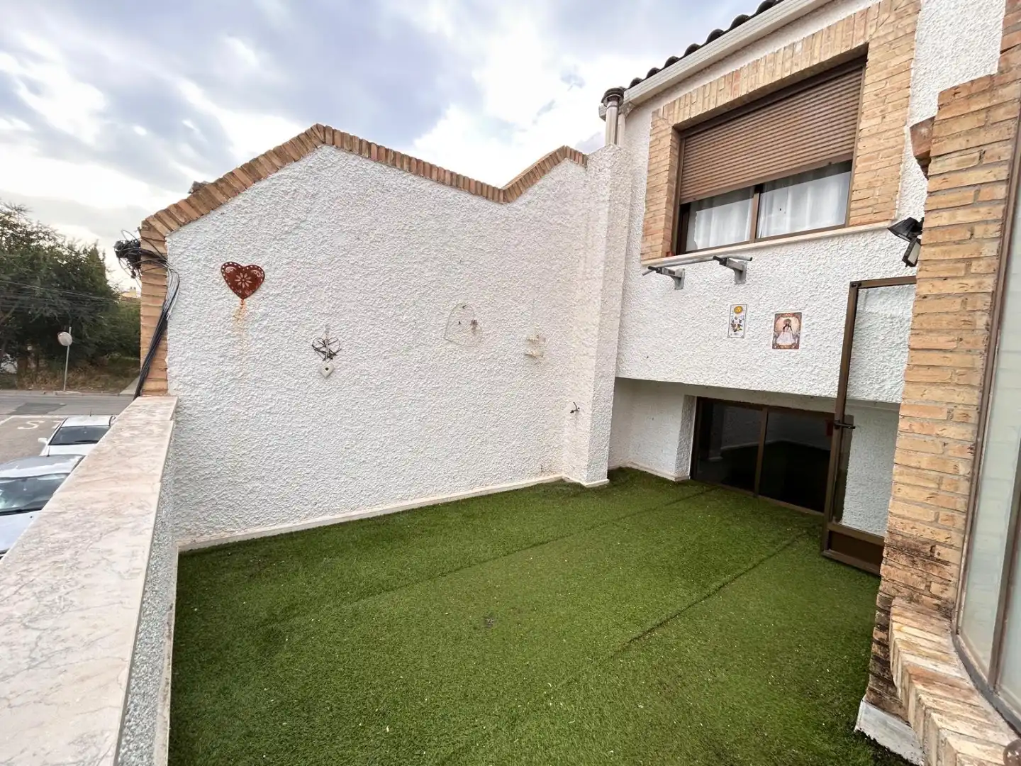 Vista exterior de Casa o chalet en venta en Chiva con Aire acondicionado y Terraza
