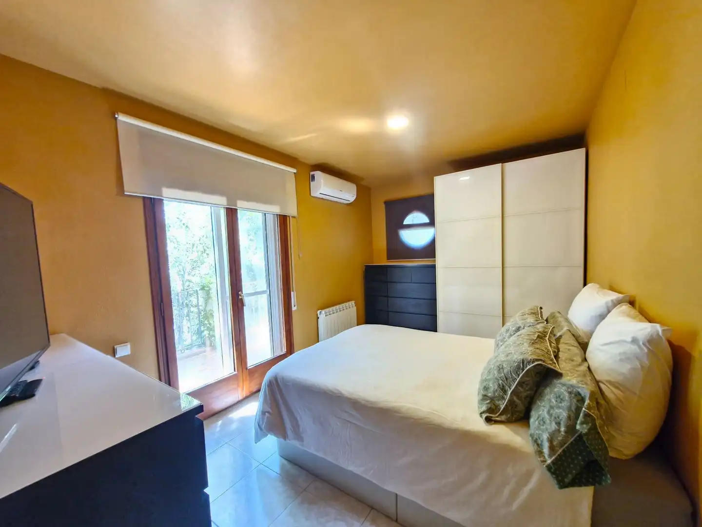 Bedroom of Houses for sale in Almoster  with Air Conditioner, Heating and Storage room