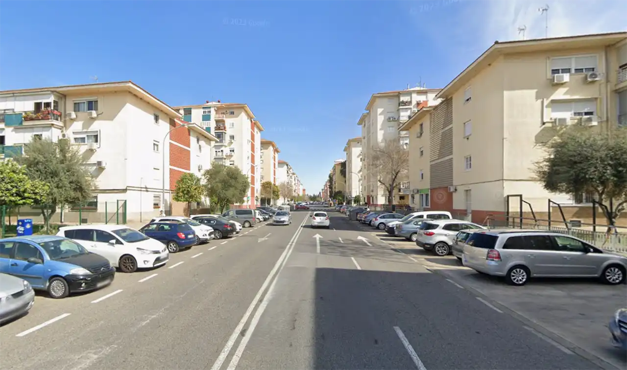 Vista exterior de Piso en venta en Sevilla