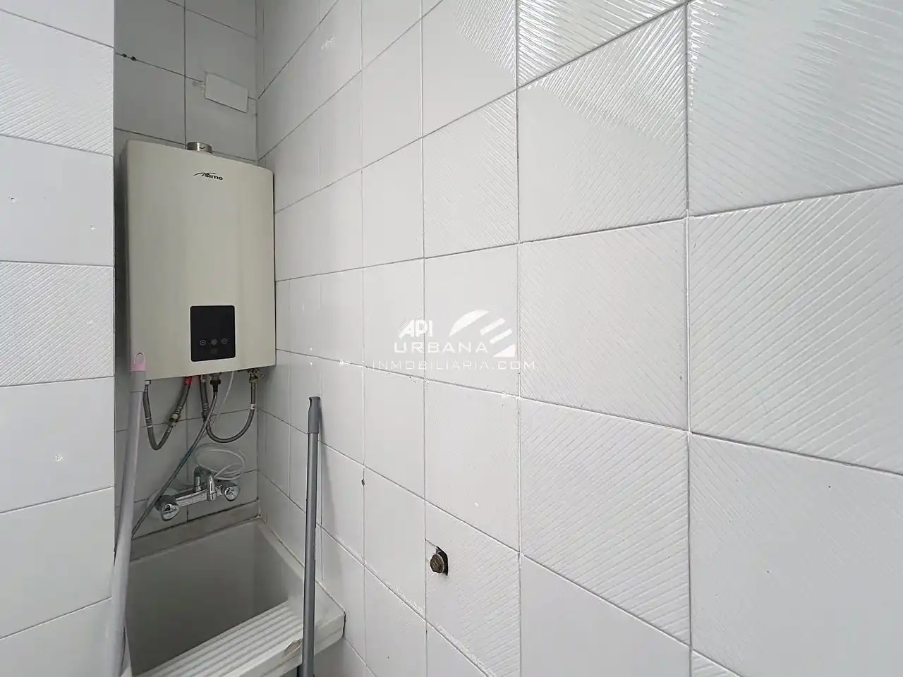 Baño de Piso en venta en Lucena con Trastero