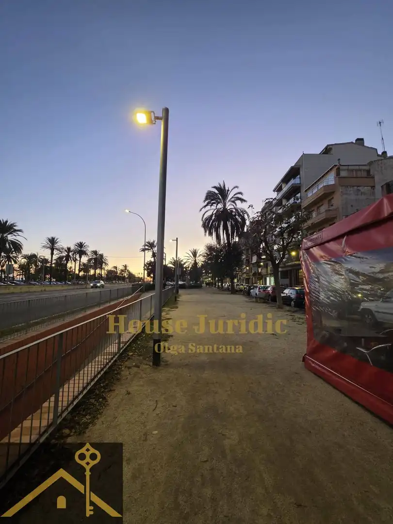 Vista exterior de Piso en venta en Mataró con Aire acondicionado, Calefacción y Terraza