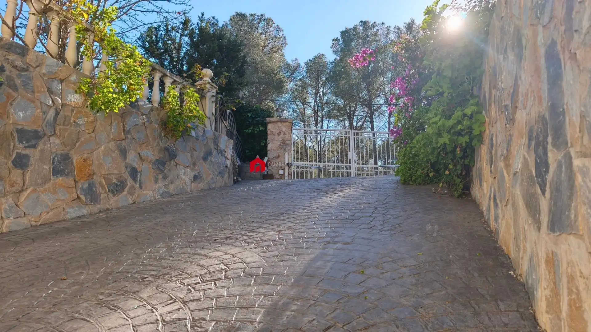 Vista exterior de Casa o xalet en venda en Tortosa amb Calefacció, Jardí privat i Terrassa