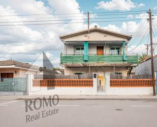 Exterior view of Planta baja for sale in Santa Perpètua de Mogoda  with Terrace