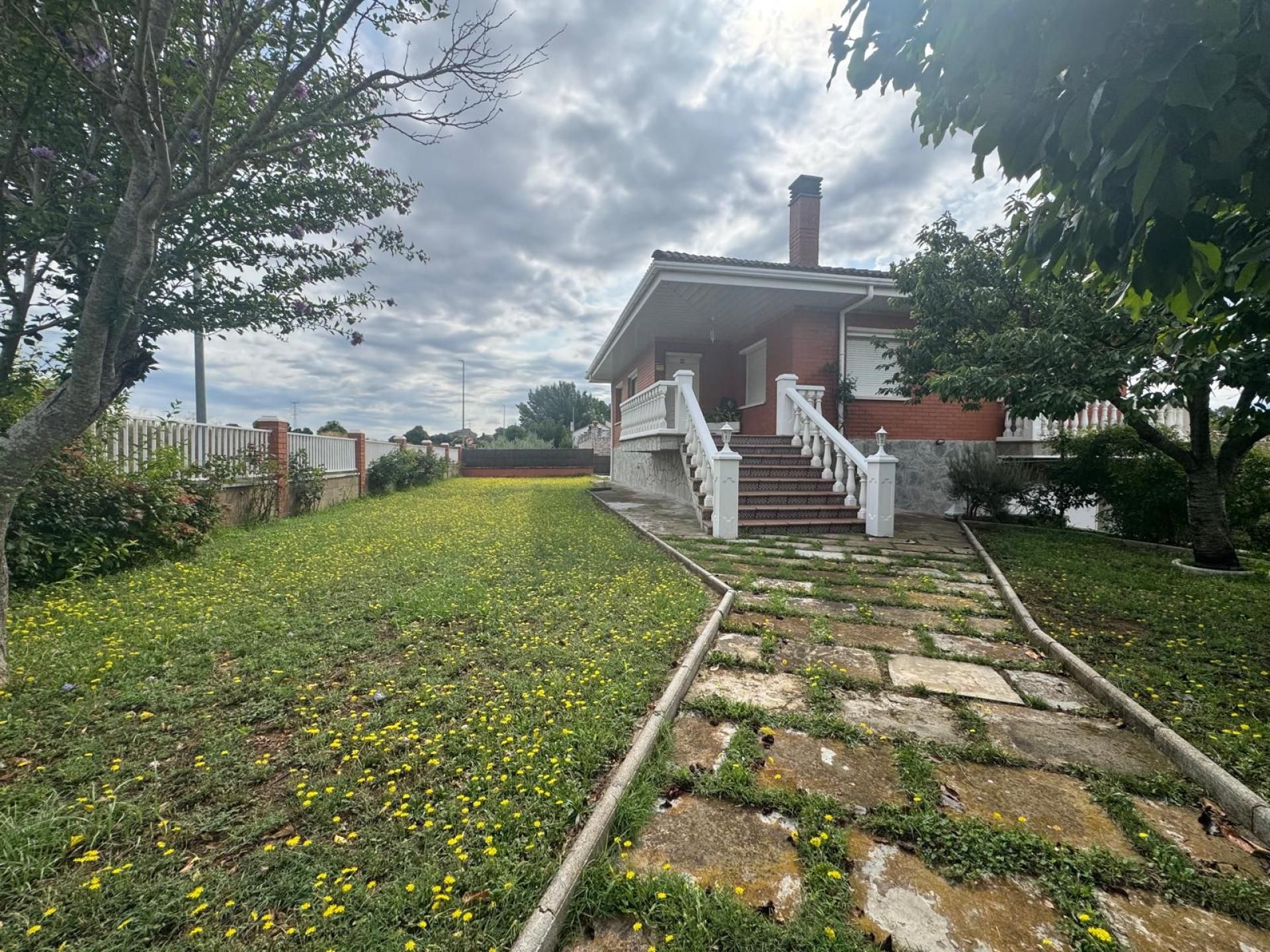Exterior view of House or chalet for sale in Fonollosa  with Heating and Oven