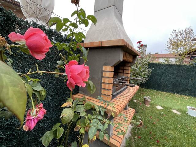 Casa adosada en Venta en Calle San José en Alesanco