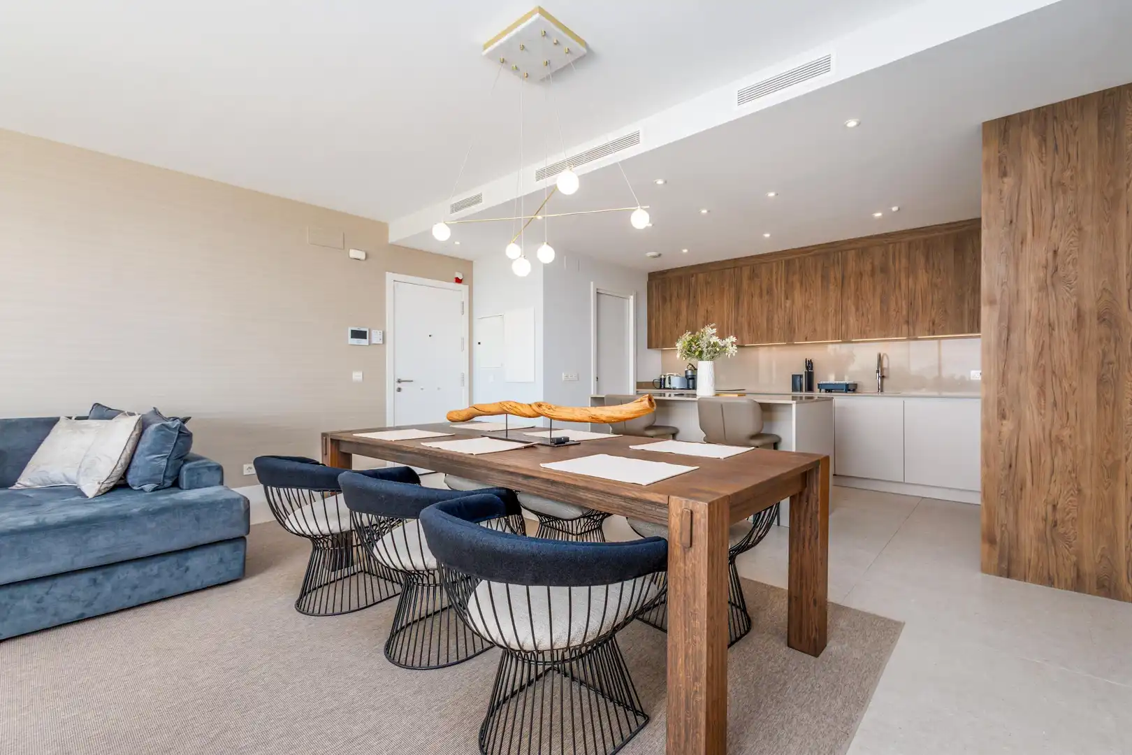 Comedor de Apartamento en venta en Benahavís con Aire acondicionado, Calefacción y Jardín privado