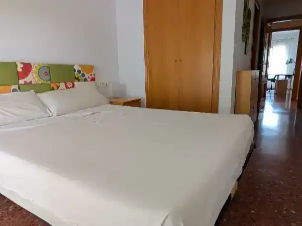 Dormitori de Pis en venda en Burjassot amb Aire condicionat i Balcó