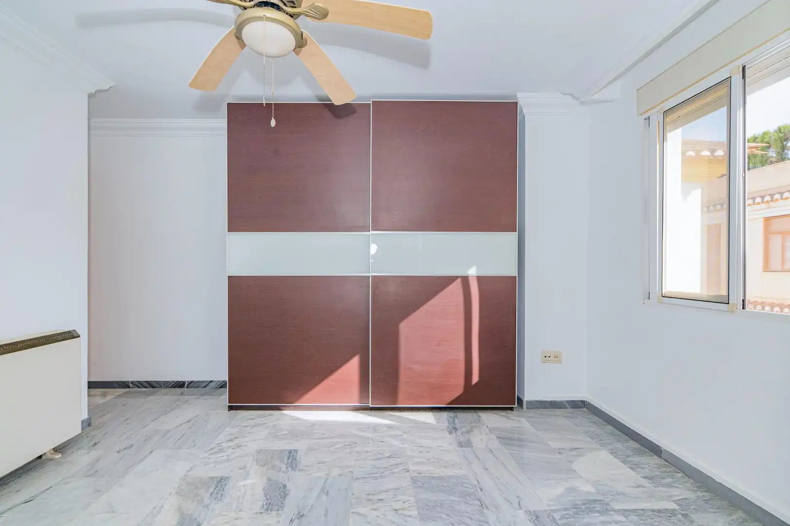 Habitación de Piso en venta en La Zubia con Aire acondicionado, Calefacción y Balcón