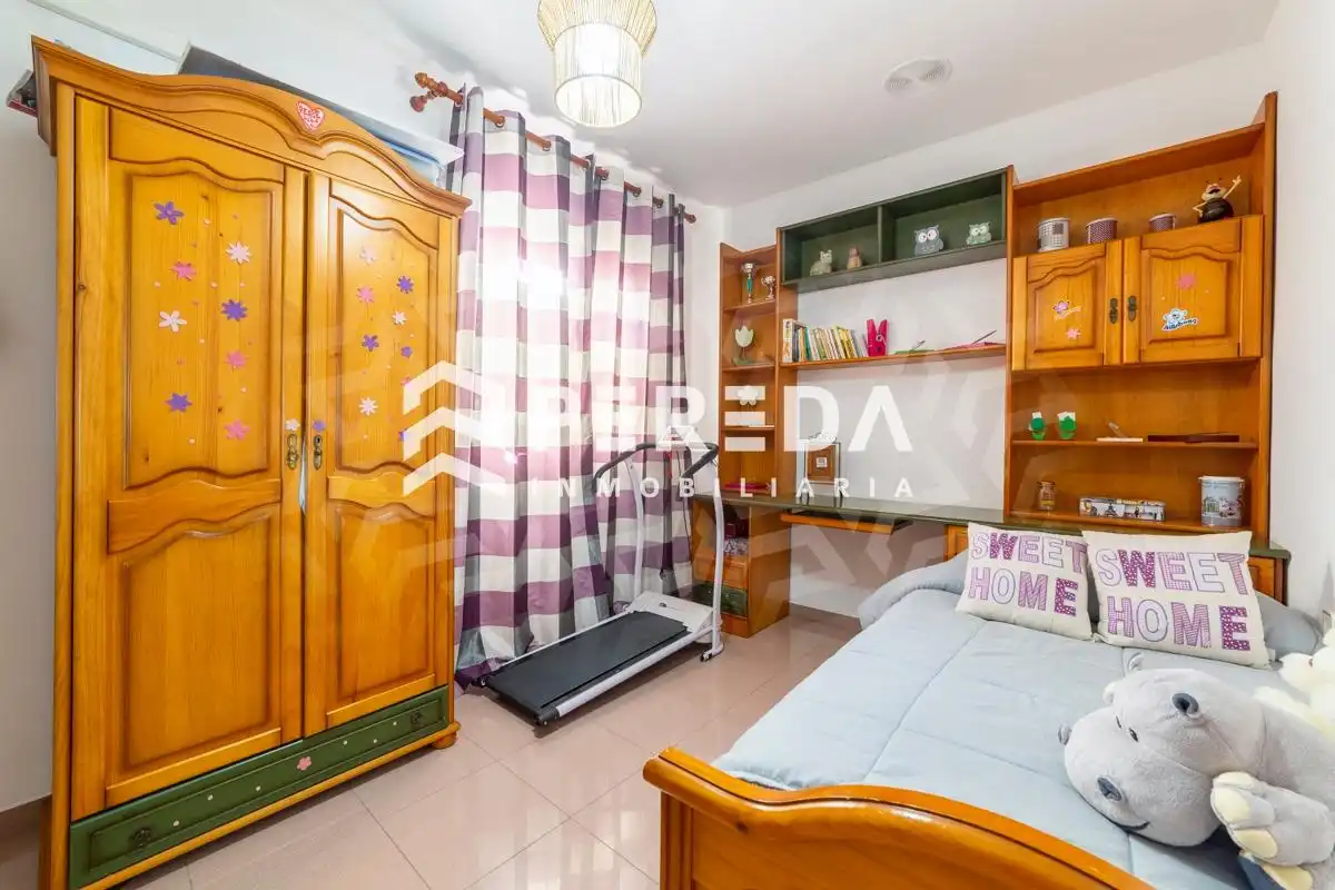 Schlafzimmer von Einfamilien-Reihenhaus zum Verkauf in Roquetas de Mar mit Terrasse
