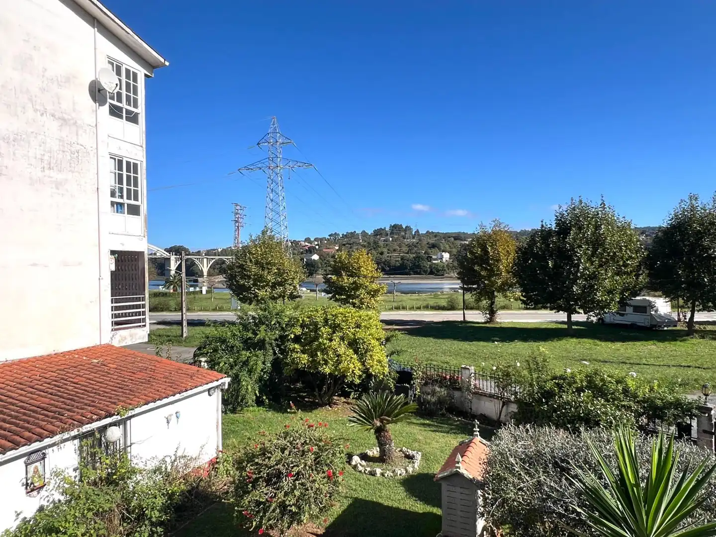 Exterior view of Houses for sale in Bergondo, A Coruña