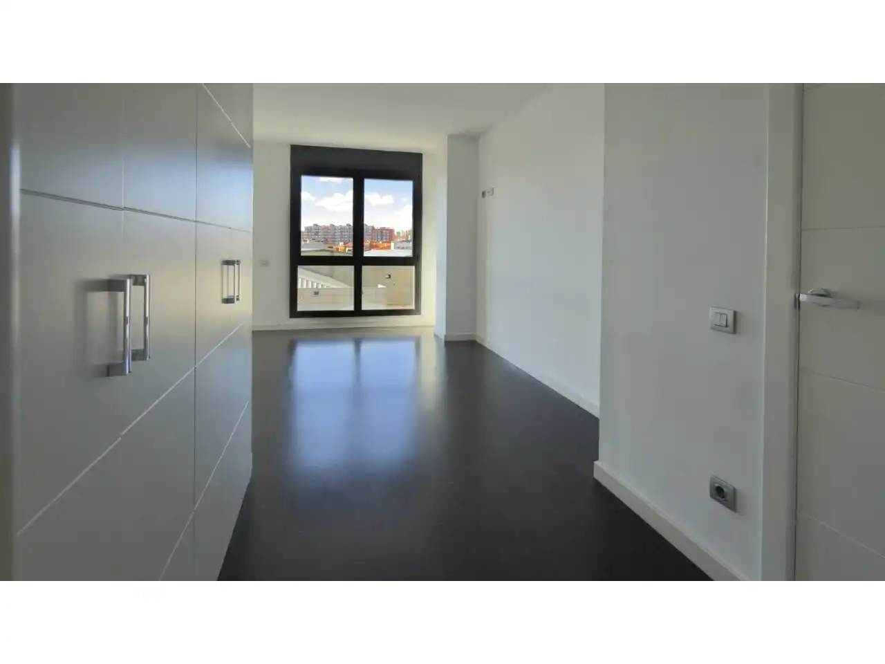 Habitación de Piso en venta en Sabadell con Aire acondicionado, Calefacción y Parquet