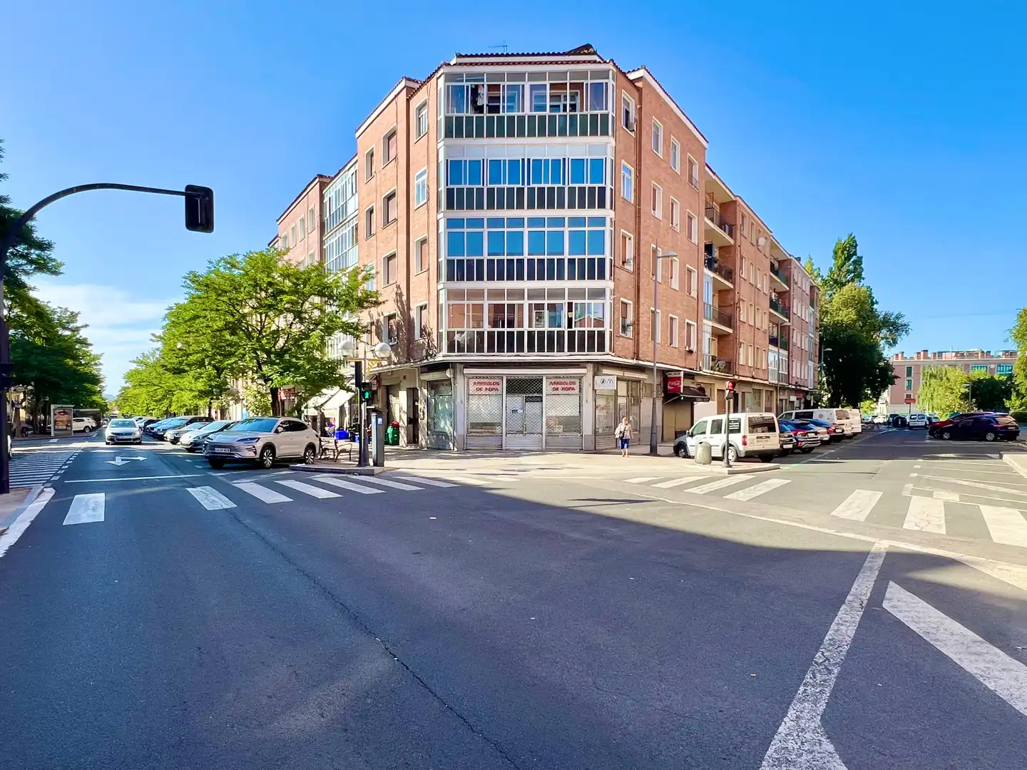 Außenansicht von Wohnung zum Verkauf in Vitoria - Gasteiz mit Heizung, Parkett und Terrasse