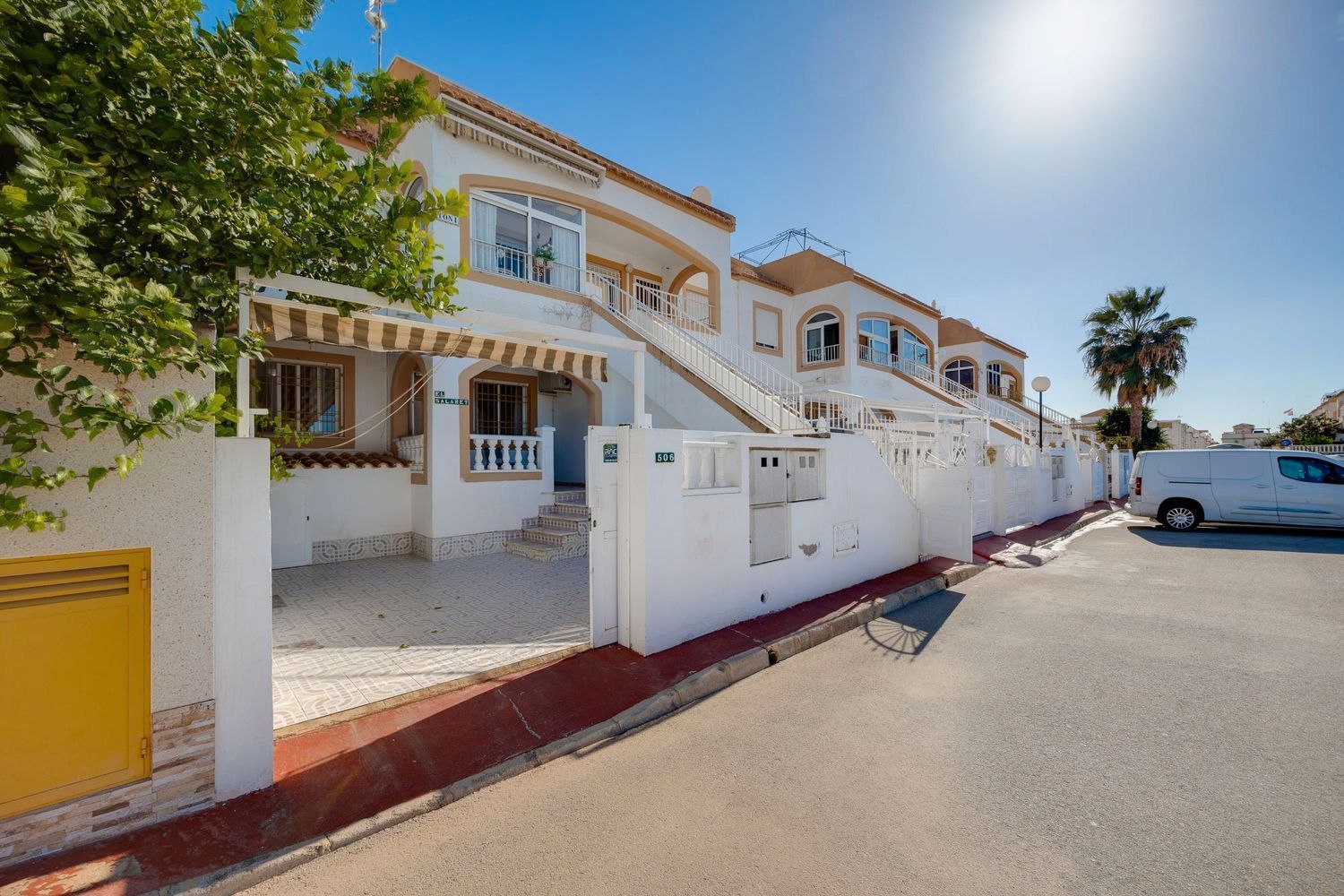 Exterior view of Single-family semi-detached for sale in Torrevieja  with Air Conditioner, Heating and Furnished