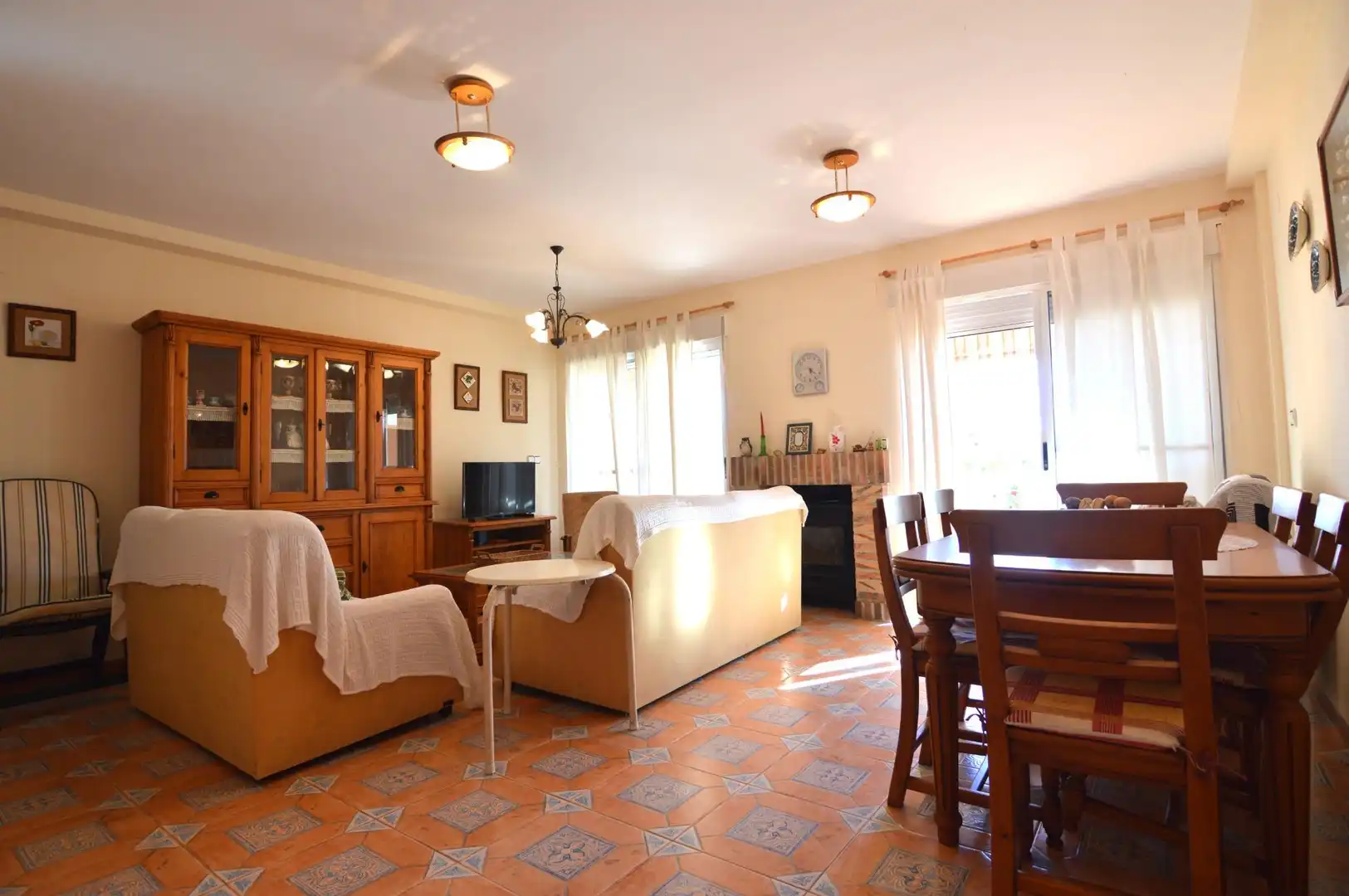 Sala de estar de Casa adosada en venta en Cullera con Jardín privado, Terraza y Amueblado