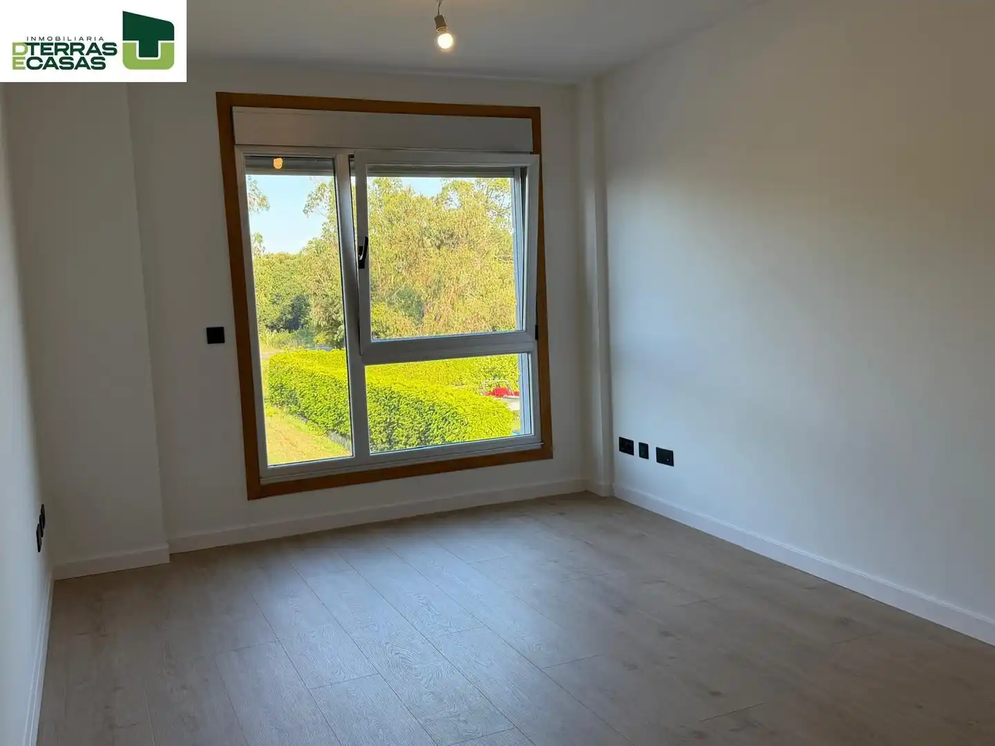 Schlafzimmer von Wohnung zum Verkauf in A Illa de Arousa 
