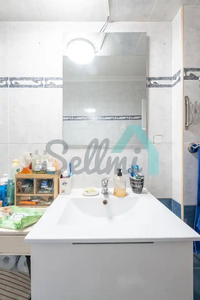 Baño de Piso en venta en Gijón  con Calefacción, Parquet y Trastero