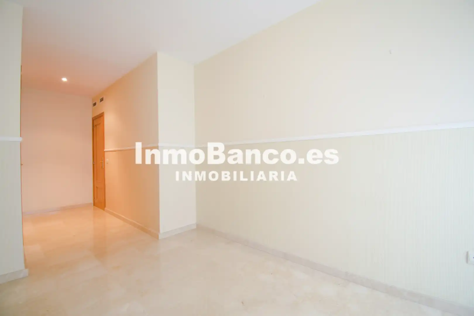 Piso de alquiler en Valencia con Aire acondicionado, Calefacción y Terraza
