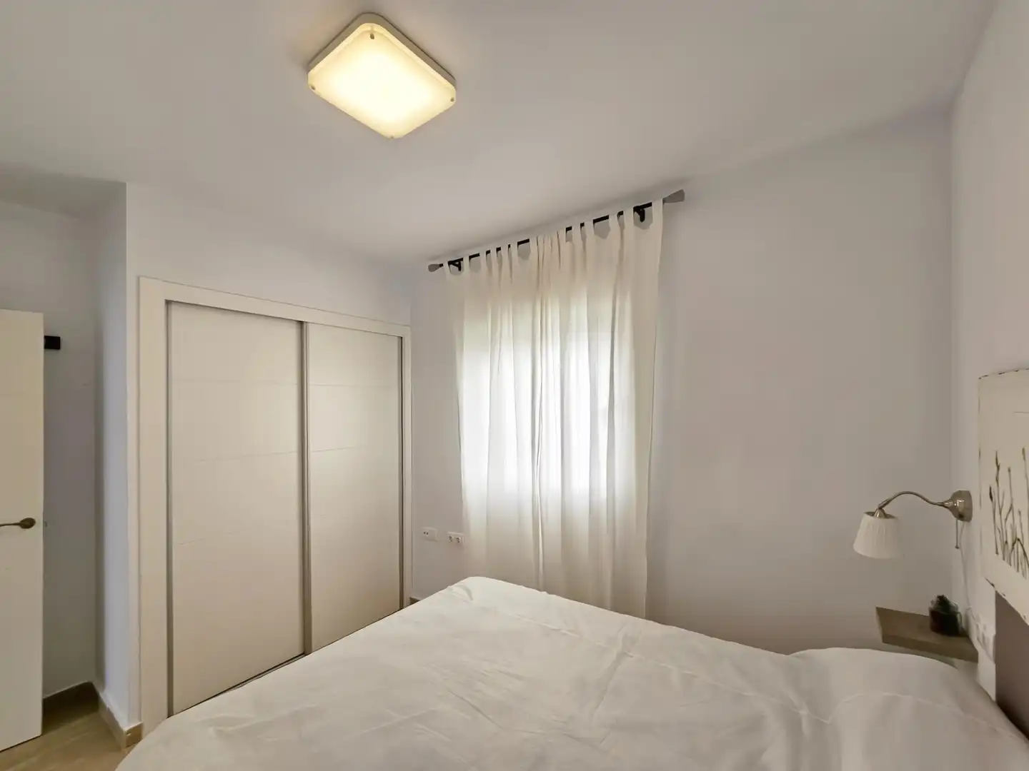 Dormitori de Casa o xalet en venda en Santa Pola amb Aire condicionat, Calefacció i Jardí privat
