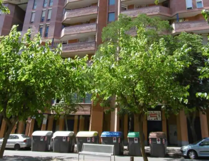 Außenansicht von Wohnung zum Verkauf in Sabadell