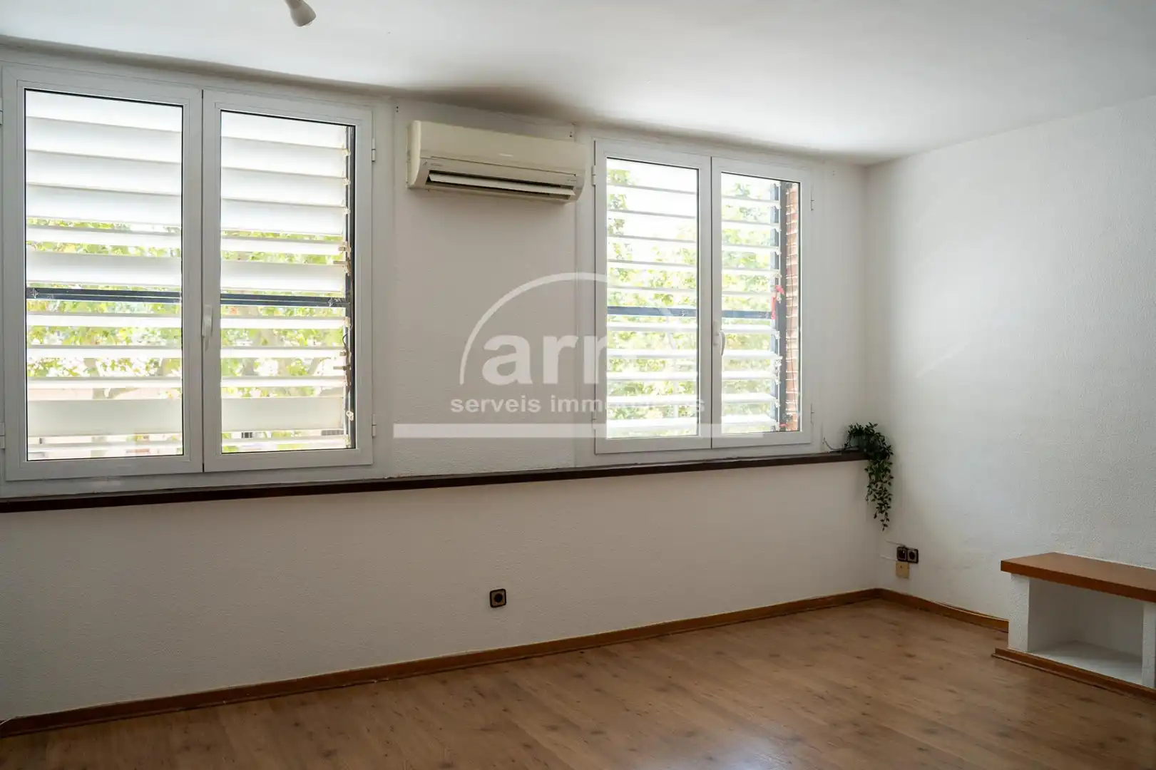 Sala de estar de Casa adosada en venta en Vilassar de Dalt con Aire acondicionado, Calefacción y Terraza