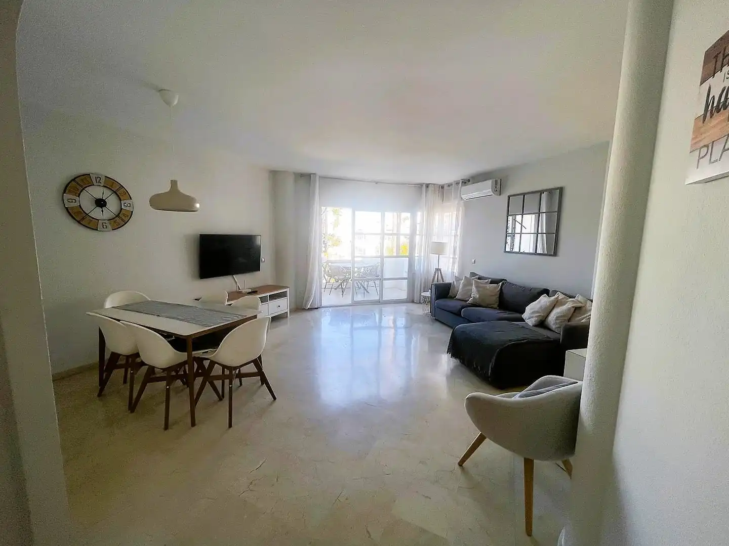 Sala d'estar de Àtic en venda en Mijas amb Aire condicionat, Terrassa i Moblat