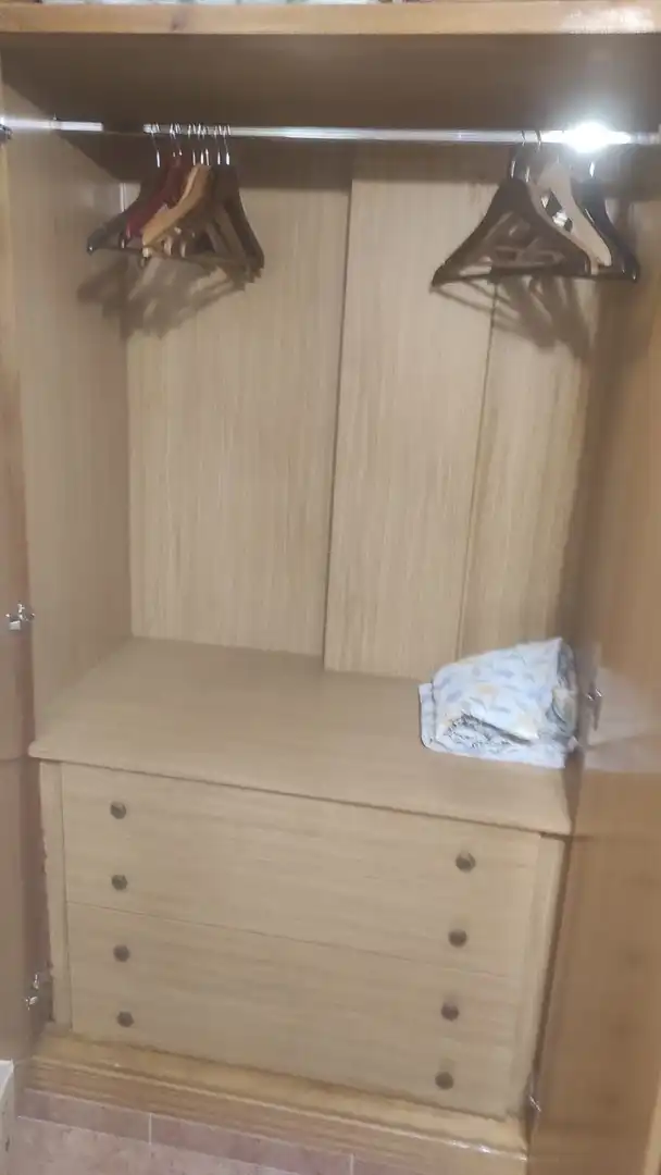 Habitación de Apartamento de alquiler en Cáceres con Aire acondicionado, Calefacción y Amueblado