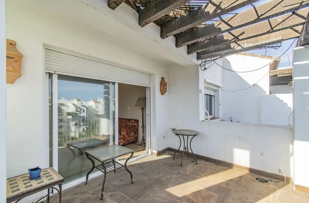 Terrasse von Dachboden zum Verkauf in Estepona mit Klimaanlage, Terrasse und Möbliert