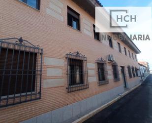 Exterior view of Flat for sale in La Puebla de Montalbán  with Air Conditioner, Furnished and Oven