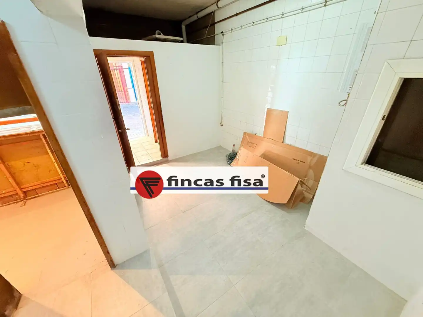 Local de alquiler en Premià de Mar con Terraza