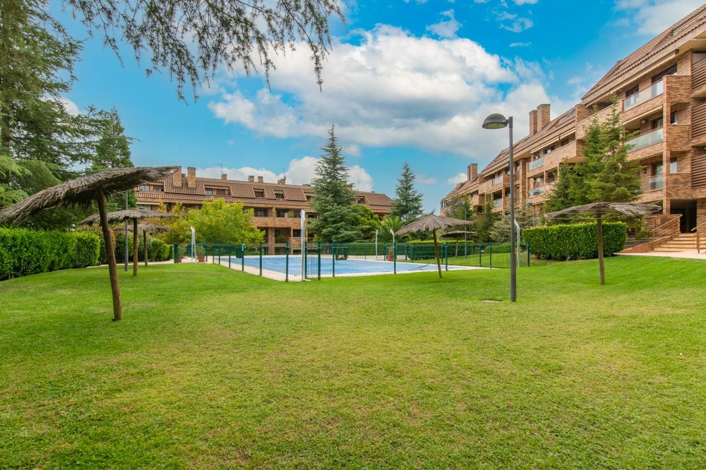 Duplex to rent in De Manuel De Falla, Norte