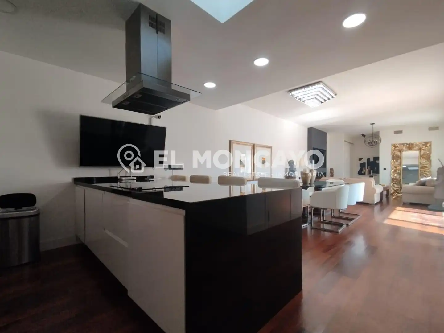 Kitchen of Detached homes for rent in Daya Vieja  with Air Conditioner, Parquet flooring and Terrace