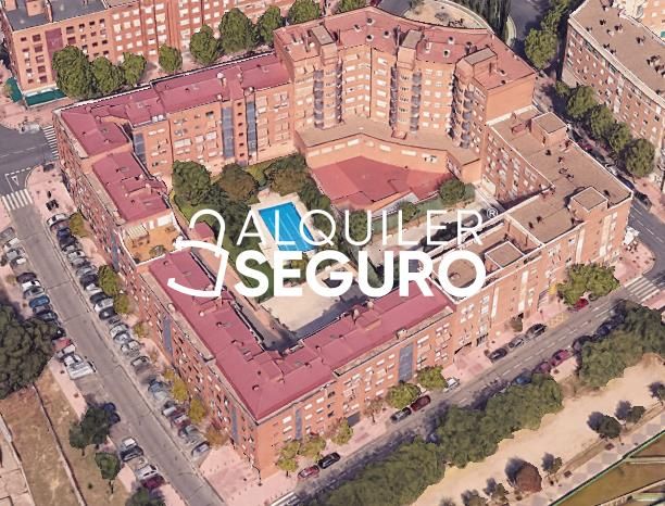 Exterior view of Flat to rent in Móstoles  with Air Conditioner, Heating and Swimming Pool