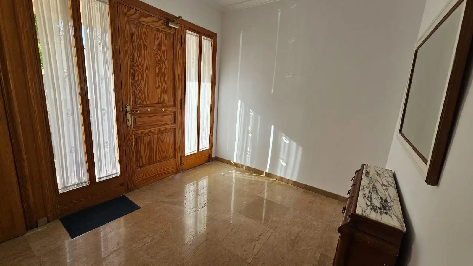 Casa adosada de alquiler en Valls con Calefacción, Jardín privado y Terraza