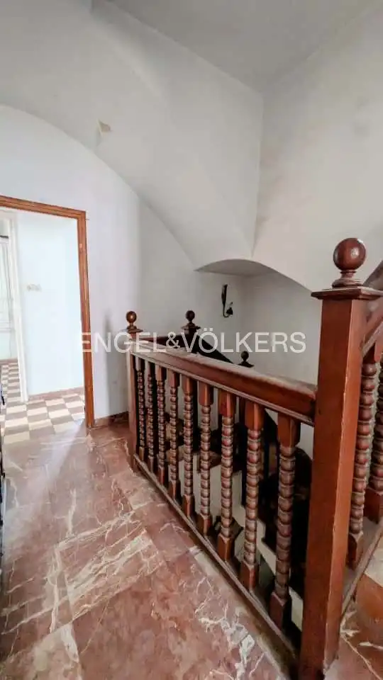 Houses for sale in Sevilla  with Heating, Private garden and Terrace